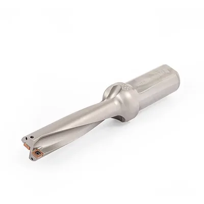 Broca tipo t-max ø 19,5mm h25 4xd inserto spmg 06 c/refrigeração interna - dt4d-195h25-sp06 sansui